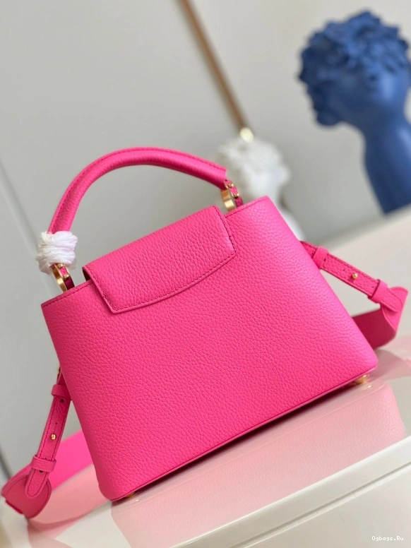 BB CAPUCINES LOUIS VUITTON 0413